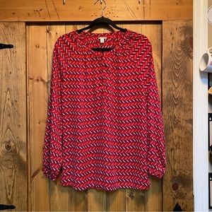 Halogen long sleeve lightweight blouse with button detail. EUC Size M